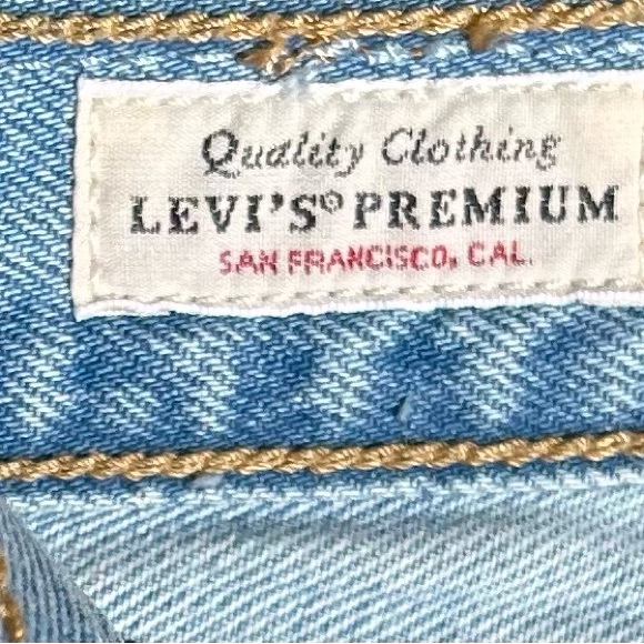 Sz-28-Levi’s 501 button fly distressed denim skirt - Picture 5 of 11